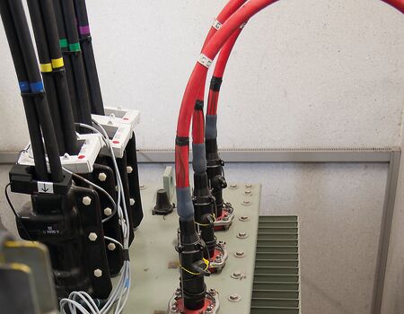 Bild 6: Die Messungen umfassen auch die Leitungen am Transformator.