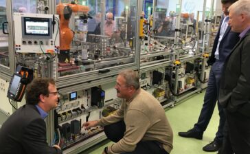 Eröffnung der iLernfabrik 4.0 an der Elektronikschule Tettnang